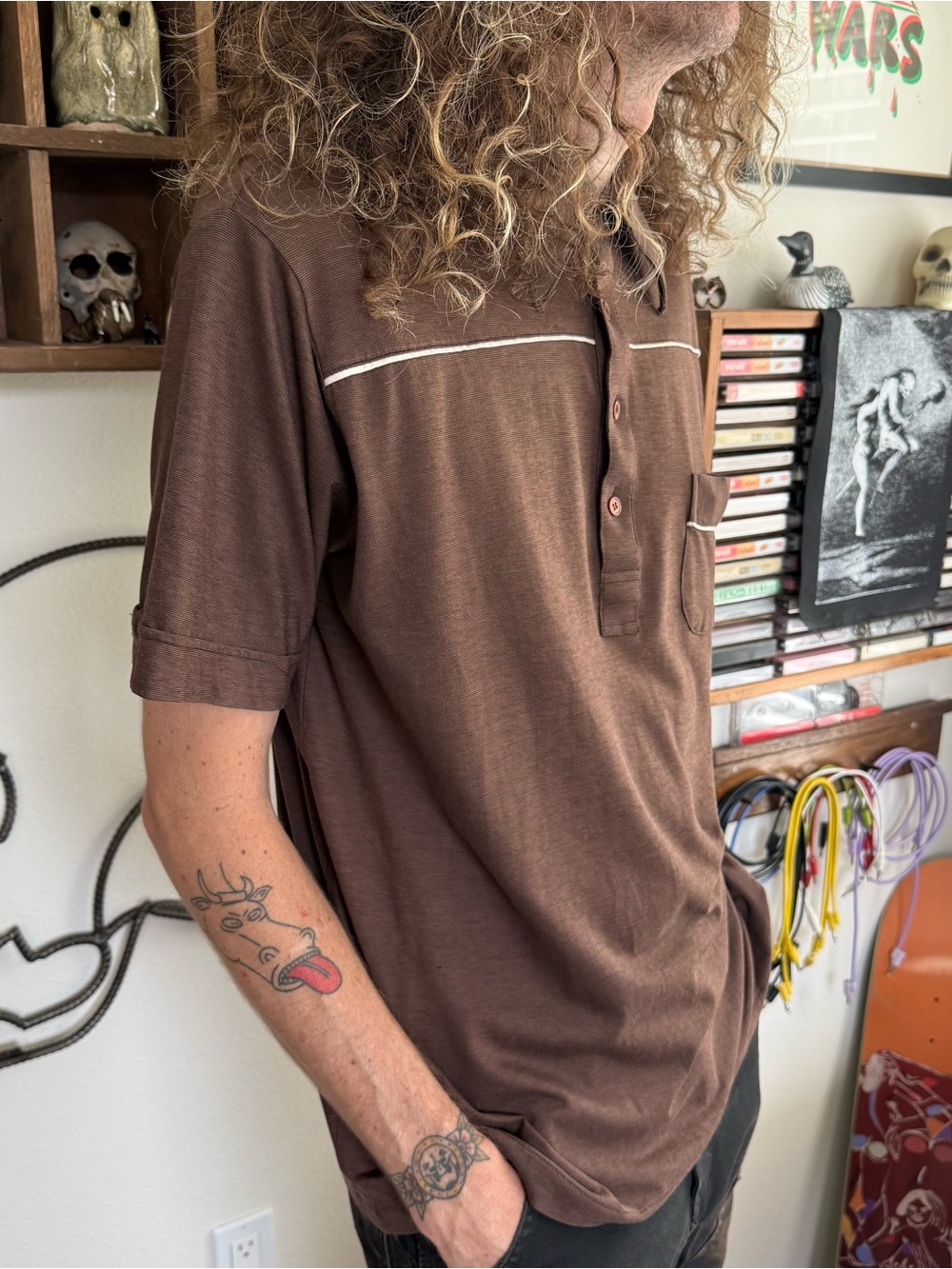 Vintage 70s Brown Short Sleeve Pocket Polo ~ Size Medium - Picture 3 of 10